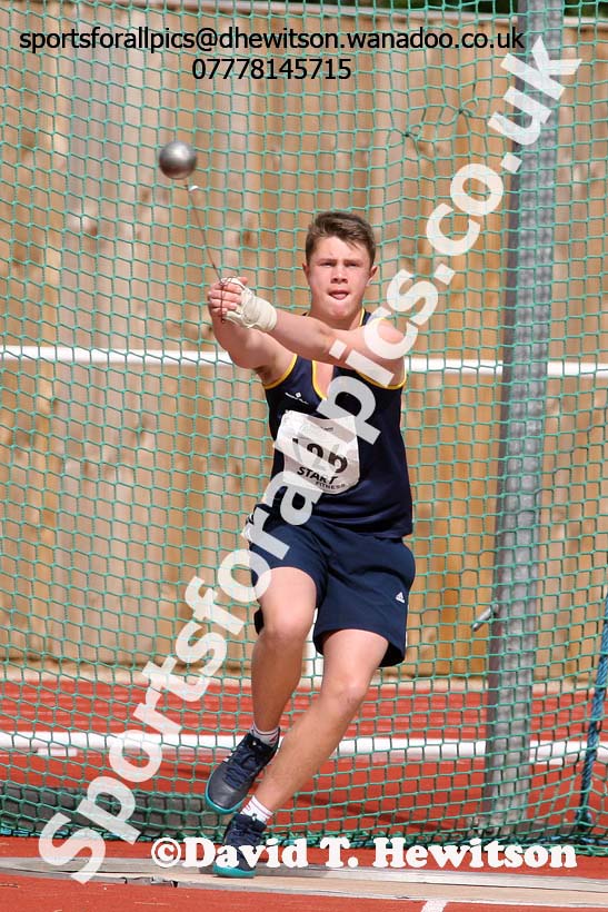 Boys under-15s hammer, Northern Under-13s, U-15s and 17s Championships. Photo: David T. Hewitson/Sports for All Pics